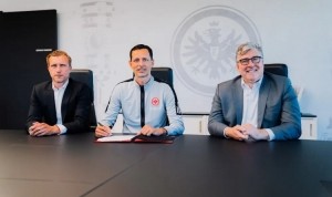 kaiyun-官方：法兰克福与主帅托普穆勒续约至2028年，球队目前排德甲第三