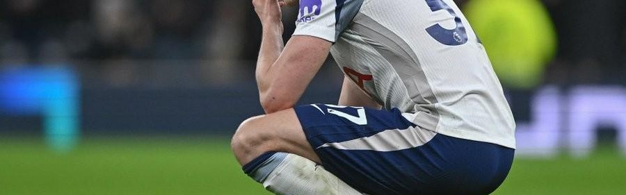 开云体育官网-记者：备战法兰克福赛前，范德芬和波罗缺席热刺今天的训练