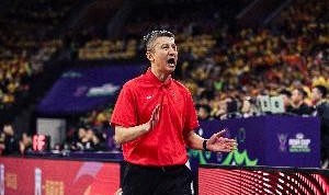 媒体人：说腻了“王俊杰真的太棒了” 下半场防守要投入更多精力