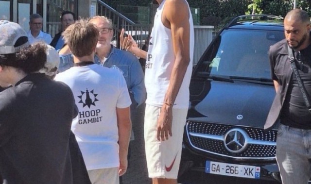 开云体育官网-文班亚马增肌成效显著，美媒惊叹联盟格局或将颠覆