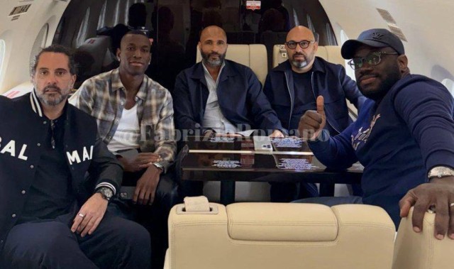 开云体育官网-罗马诺：杰克逊已经登机即将飞抵慕尼黑，交易24小时内官宣