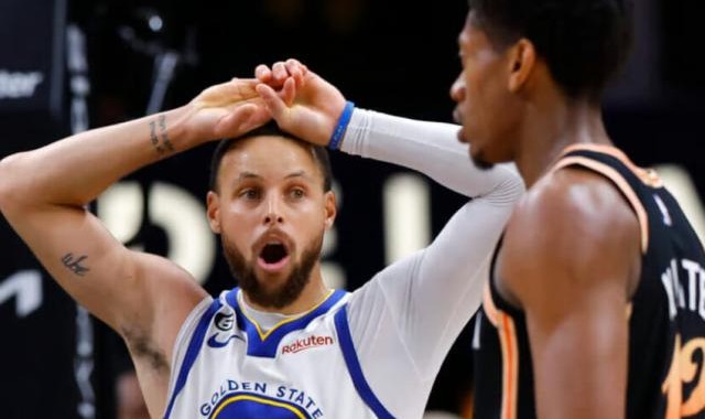 开云体育官网-苦吞客场十连败 勇士季后赛排位形势不容乐观